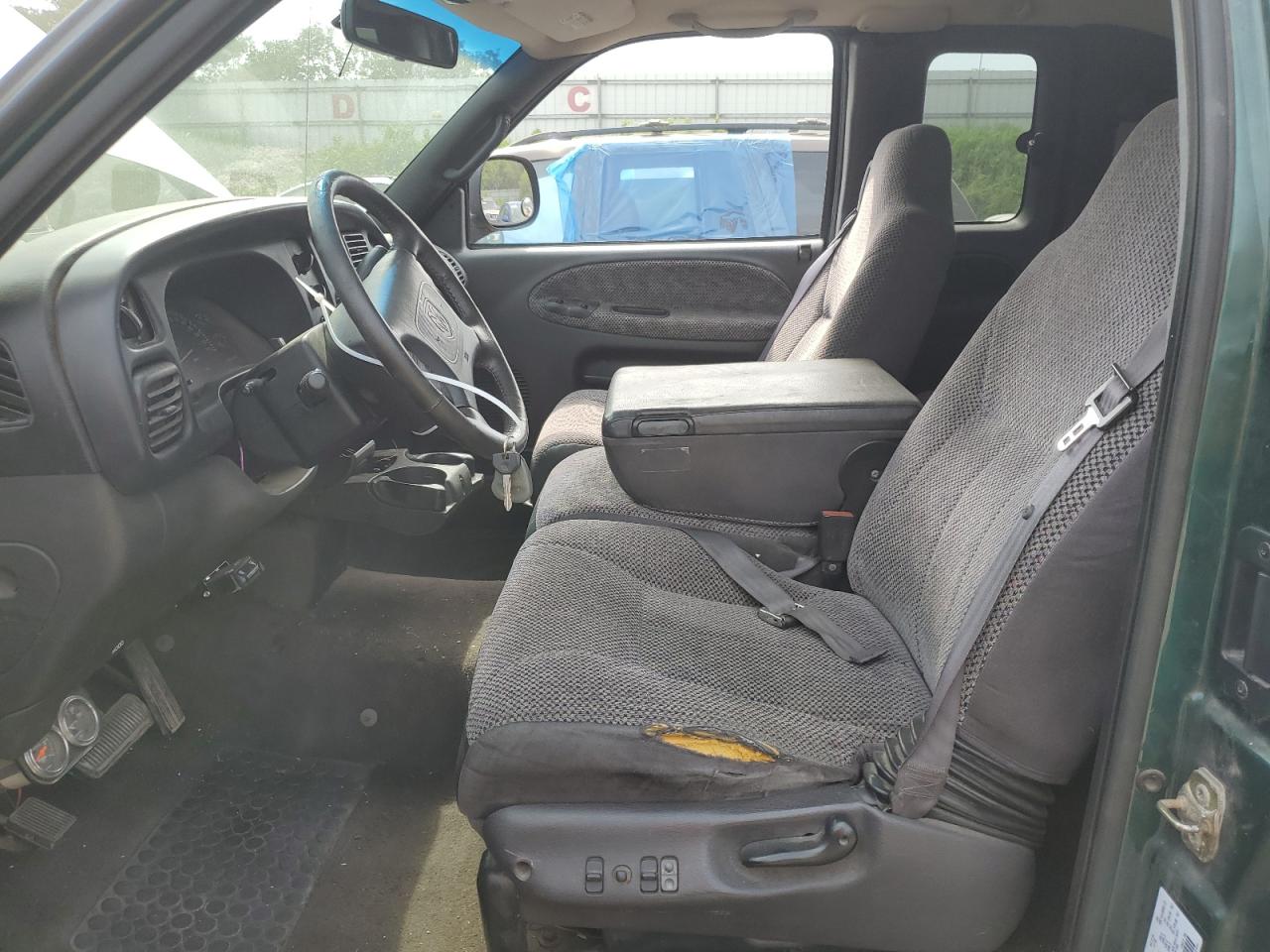 1B7KC2369XJ556212 1999 Dodge Ram 2500