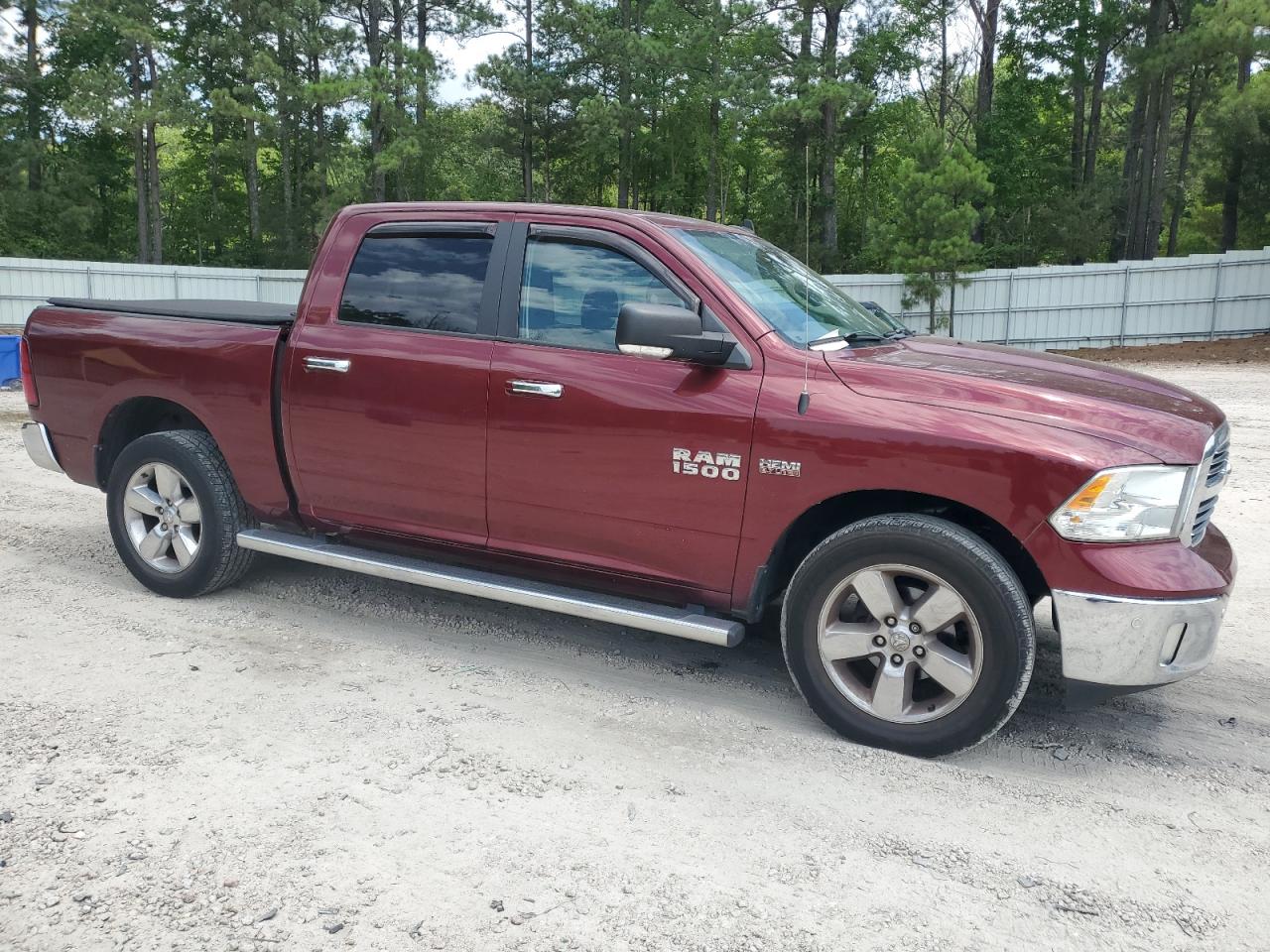 3C6RR7LT5GG326479 2016 Ram 1500 Slt