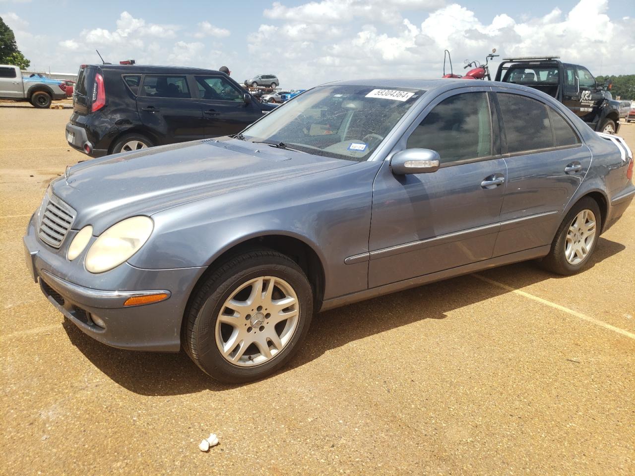 WDBUF65J43A151182 2003 Mercedes-Benz E 320