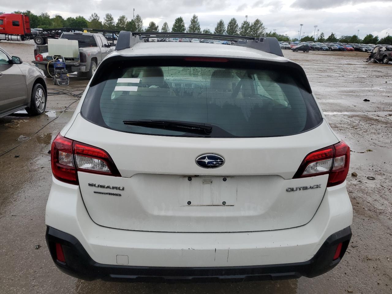 4S4BSAAC0J3266096 2018 Subaru Outback 2.5I