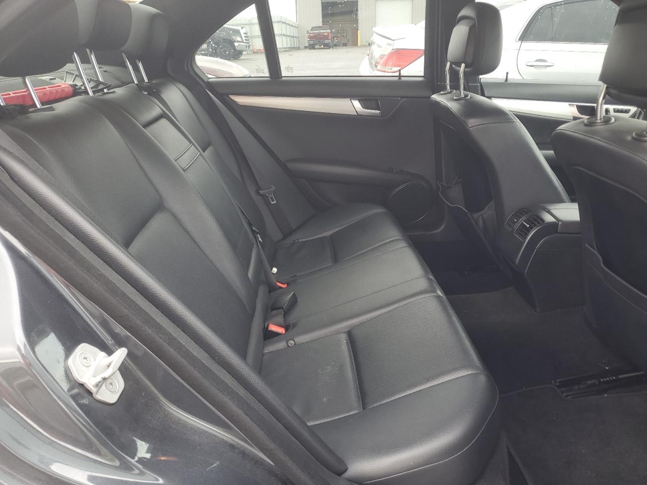 WDDGF8AB2DR292348 2013 Mercedes-Benz C 300 4Matic