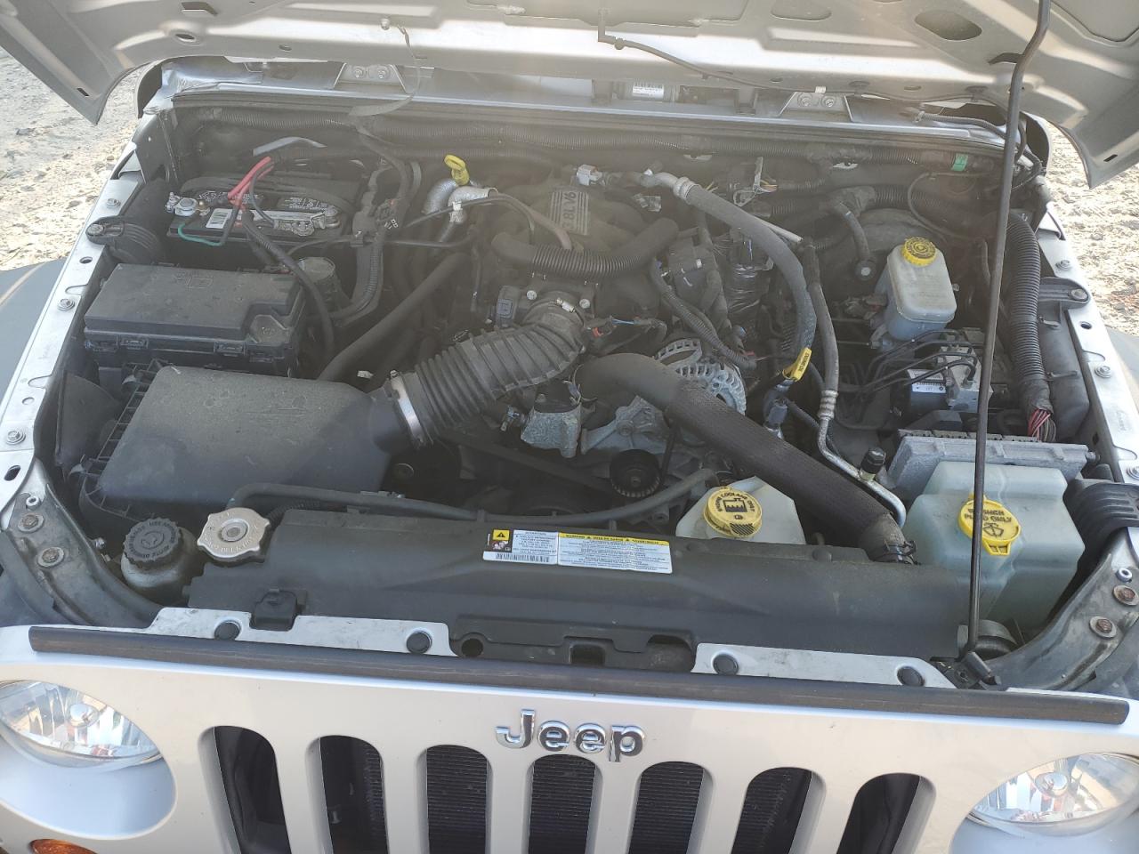 IJ4AA2D16A167392 2010 Jeep Wrangler Sport