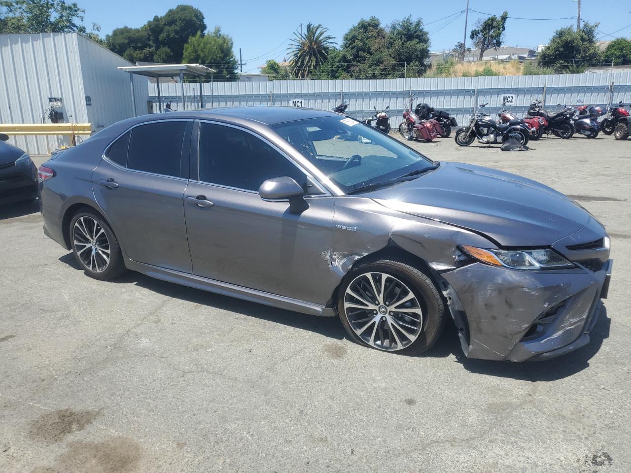 4T1B21HK0KU518096 2019 Toyota Camry Hybrid