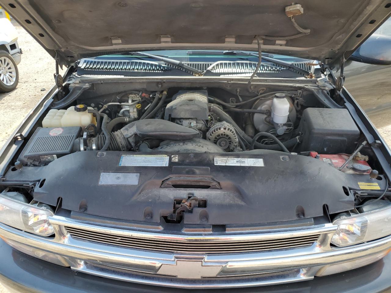 1GNEK13T6YJ128185 2000 Chevrolet Tahoe K1500