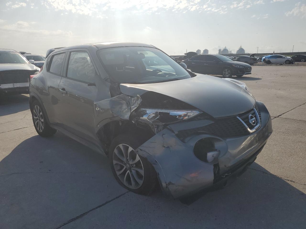 2013 Nissan Juke S vin: JN8AF5MRXDT214897