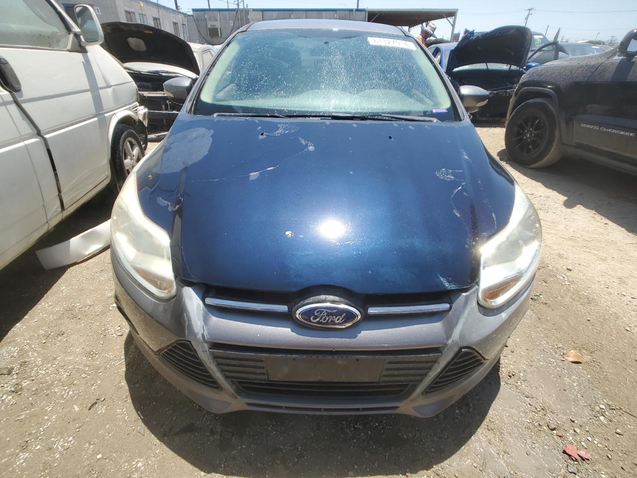 2014 Ford Focus Se vin: 1FADP3F22EL224647