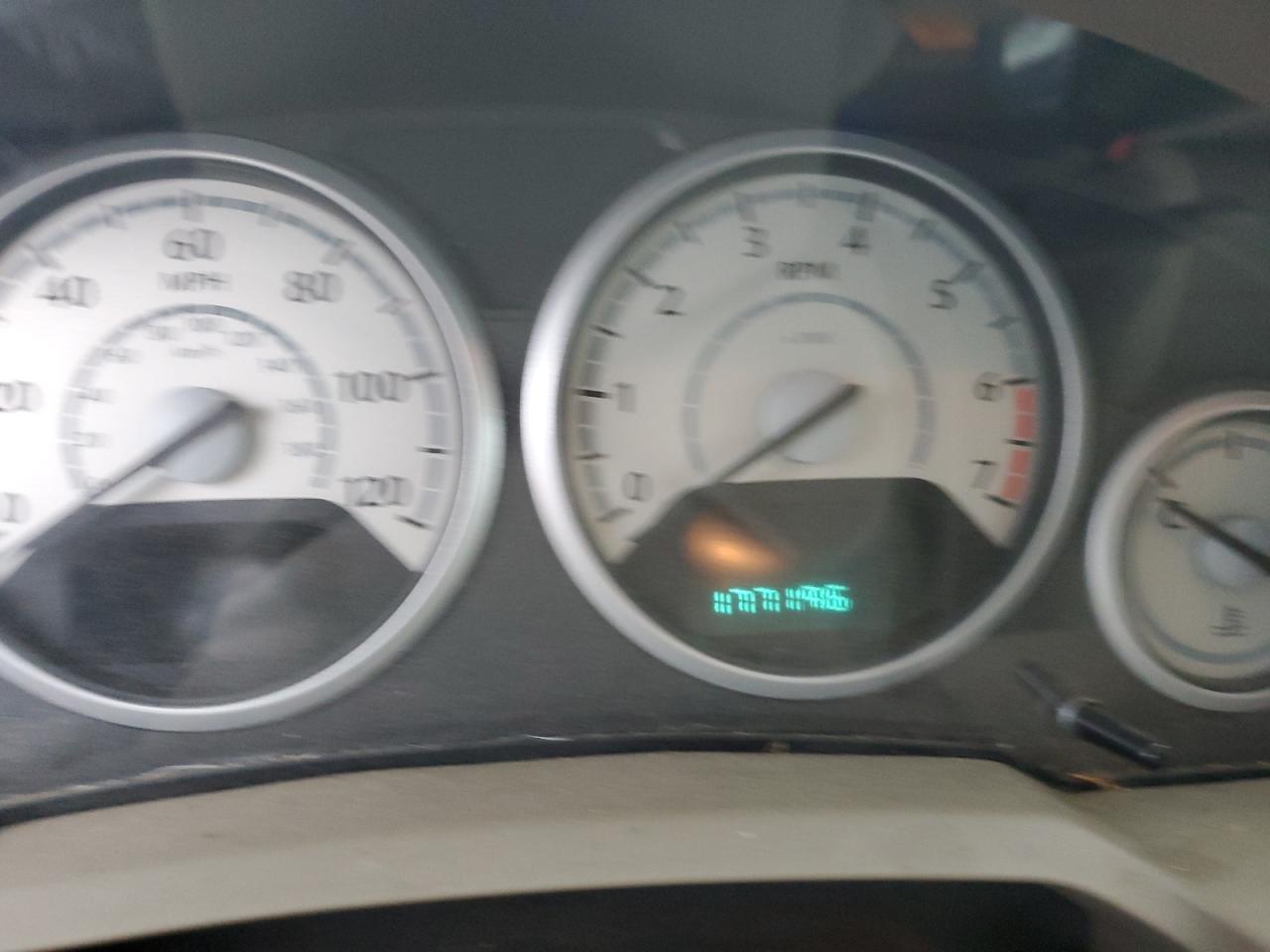 2A8HR44E69R613998 2009 Chrysler Town & Country Lx