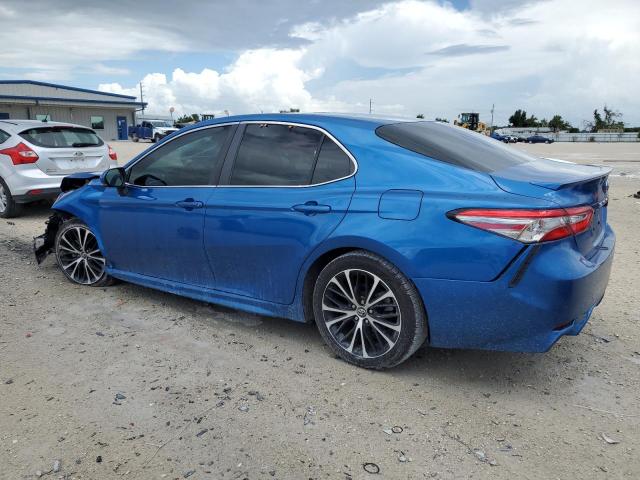 4T1B11HK7JU152820 2018 TOYOTA CAMRY - Image 2