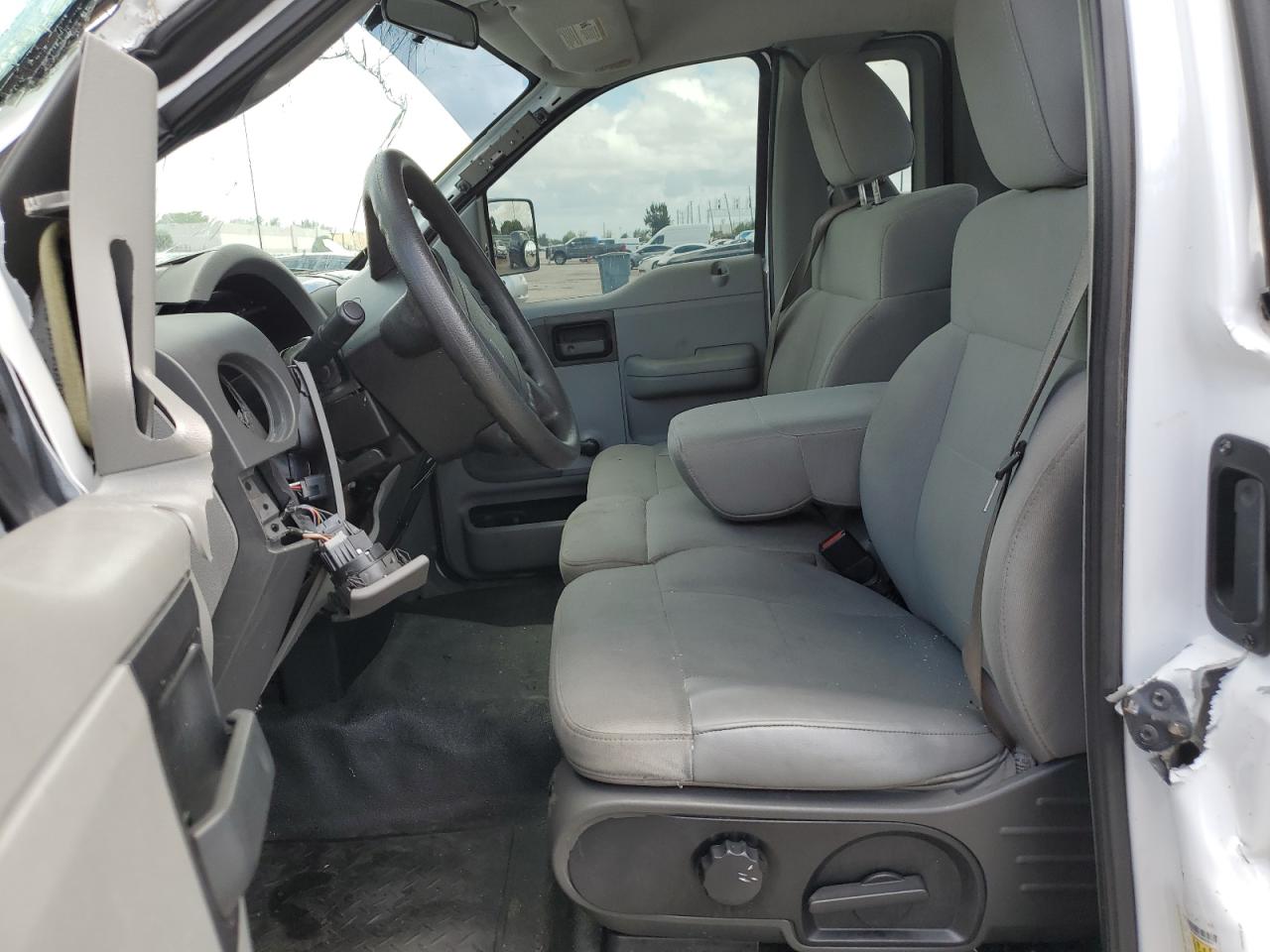 1FTRF12W37NA42401 2007 Ford F150