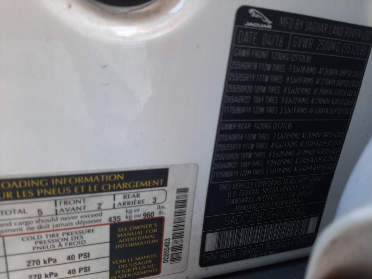 SADCJ2BV8HA055403 2017 Jaguar F-Pace Premium