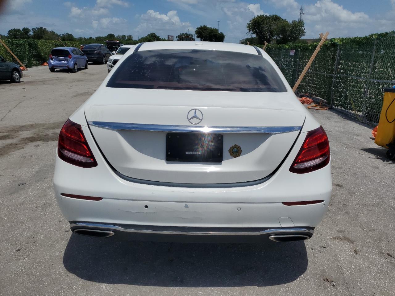 2017 Mercedes-Benz E 300 vin: WDDZF4JB7HA286454