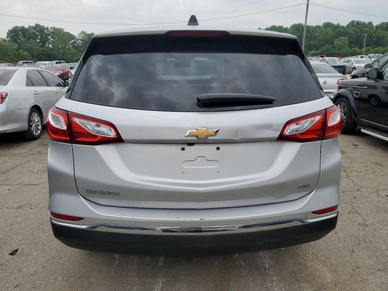 2018 Chevrolet Equinox Ls vin: 2GNAXREV6J6319377