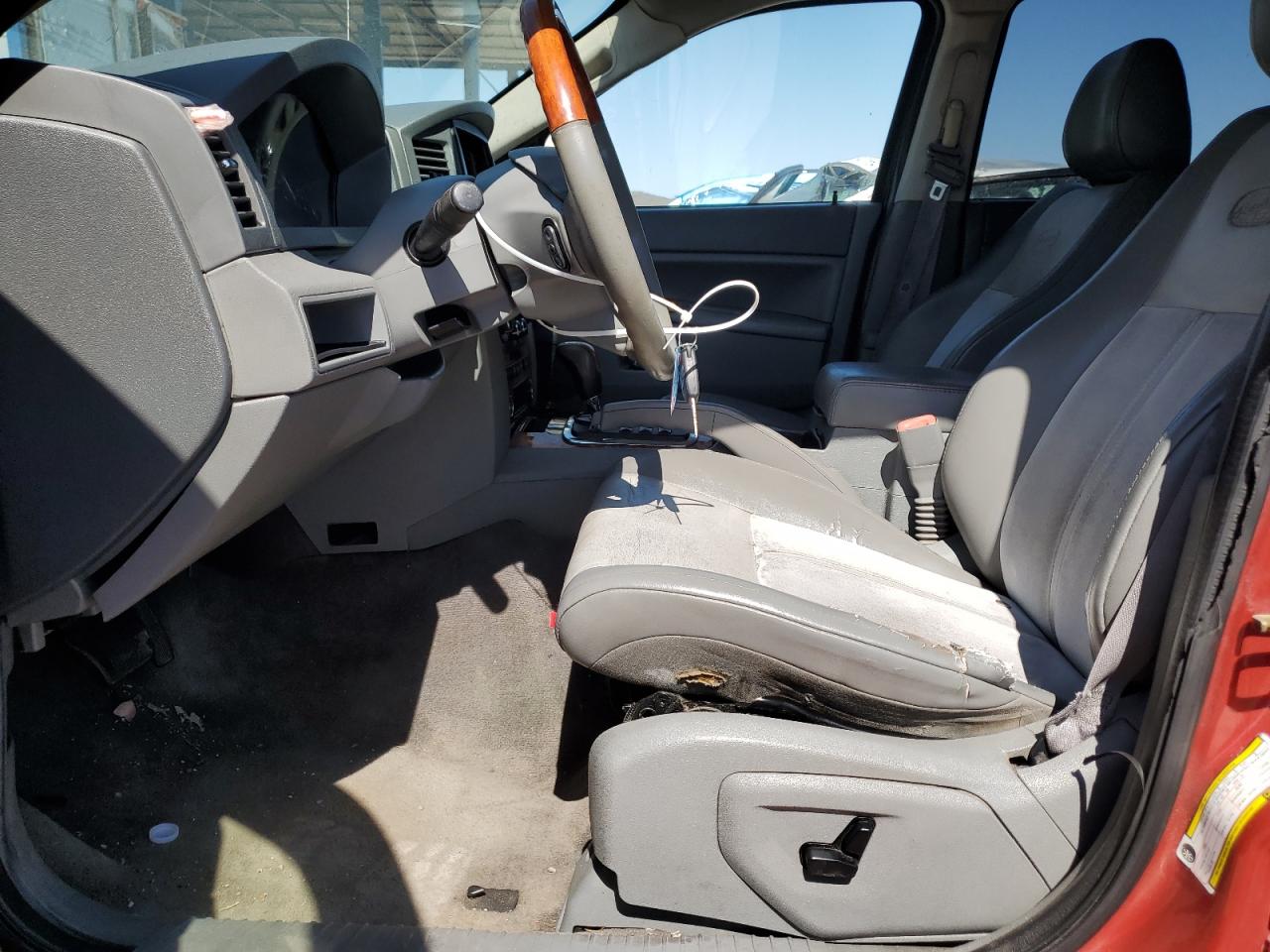 1J8HS68246C251898 2006 Jeep Grand Cherokee Overland