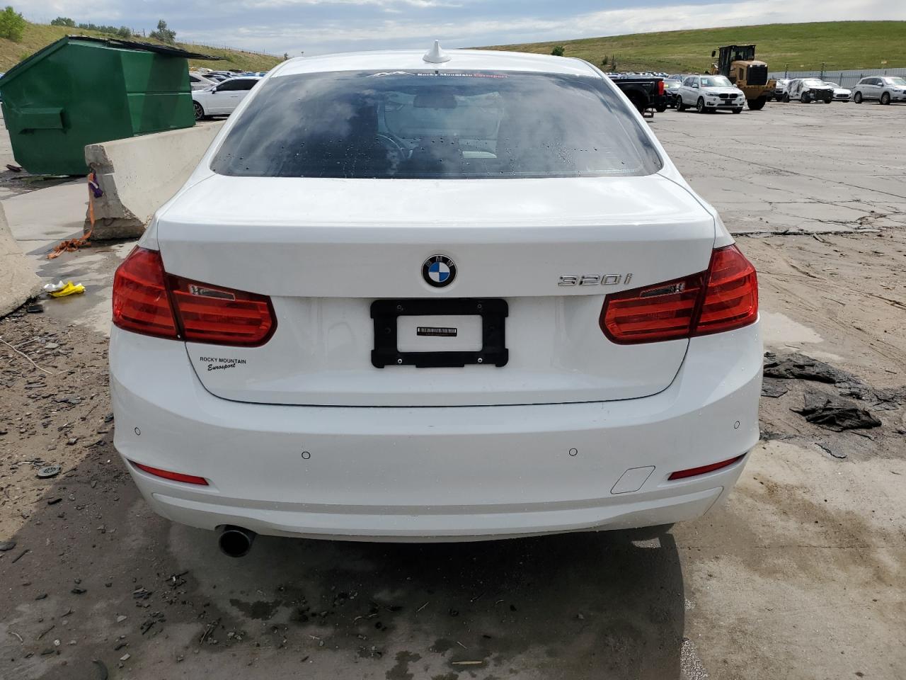 WBA3B1G55ENS80620 2014 BMW 320 I