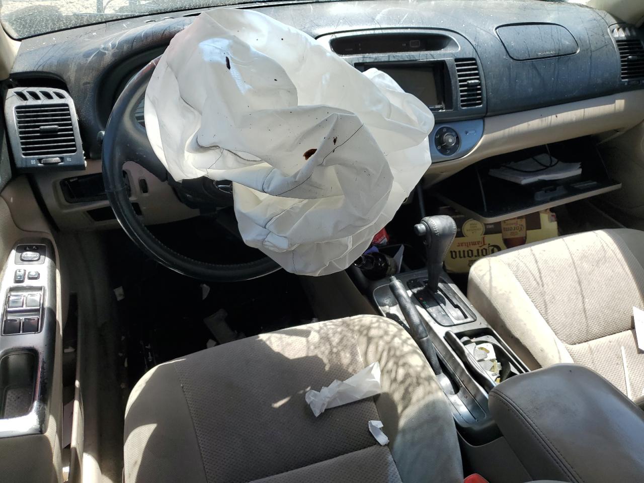 4T1BA32KX4U024886 2004 Toyota Camry Se