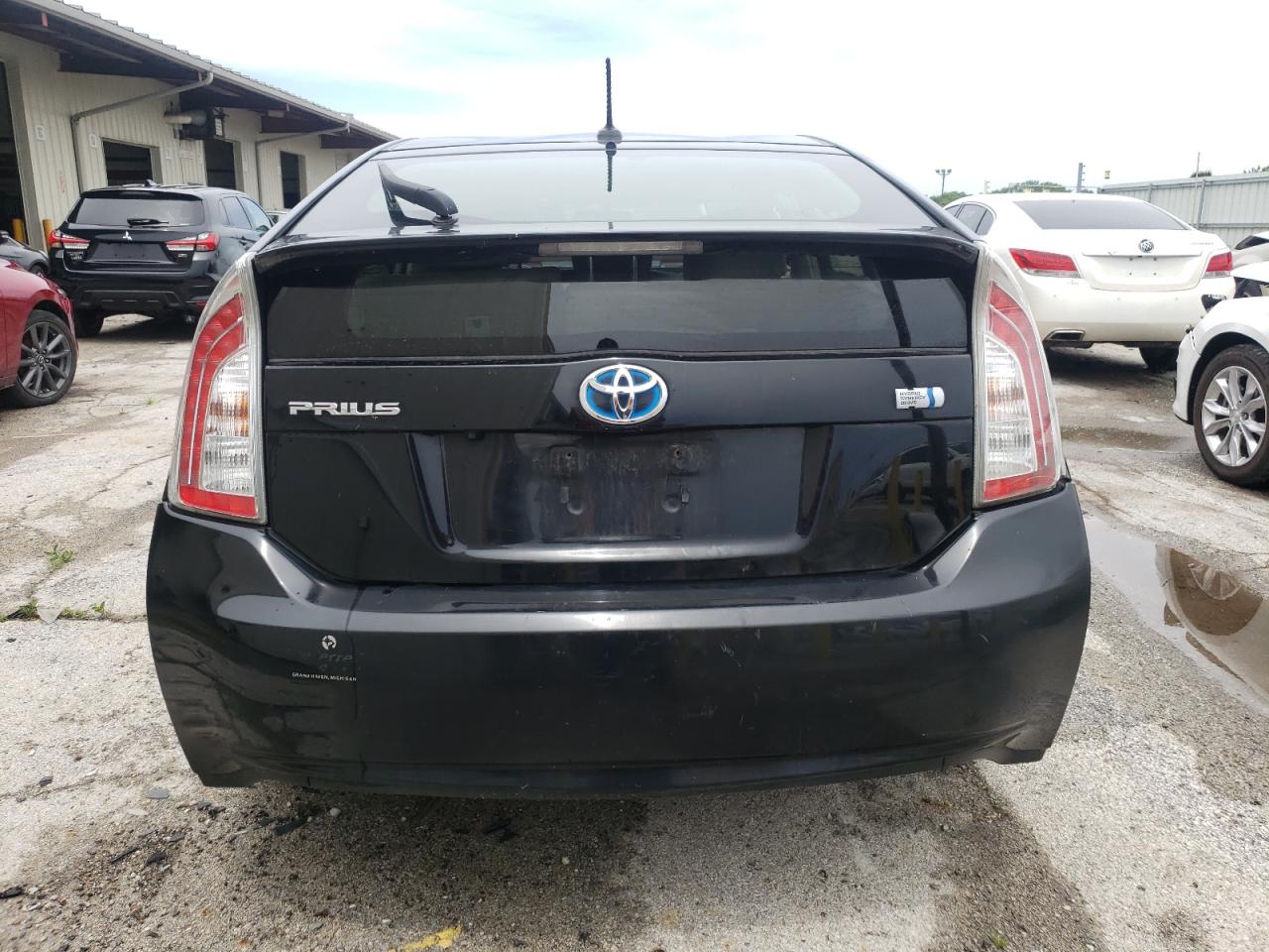 2014 Toyota Prius vin: JTDKN3DU7E1752093