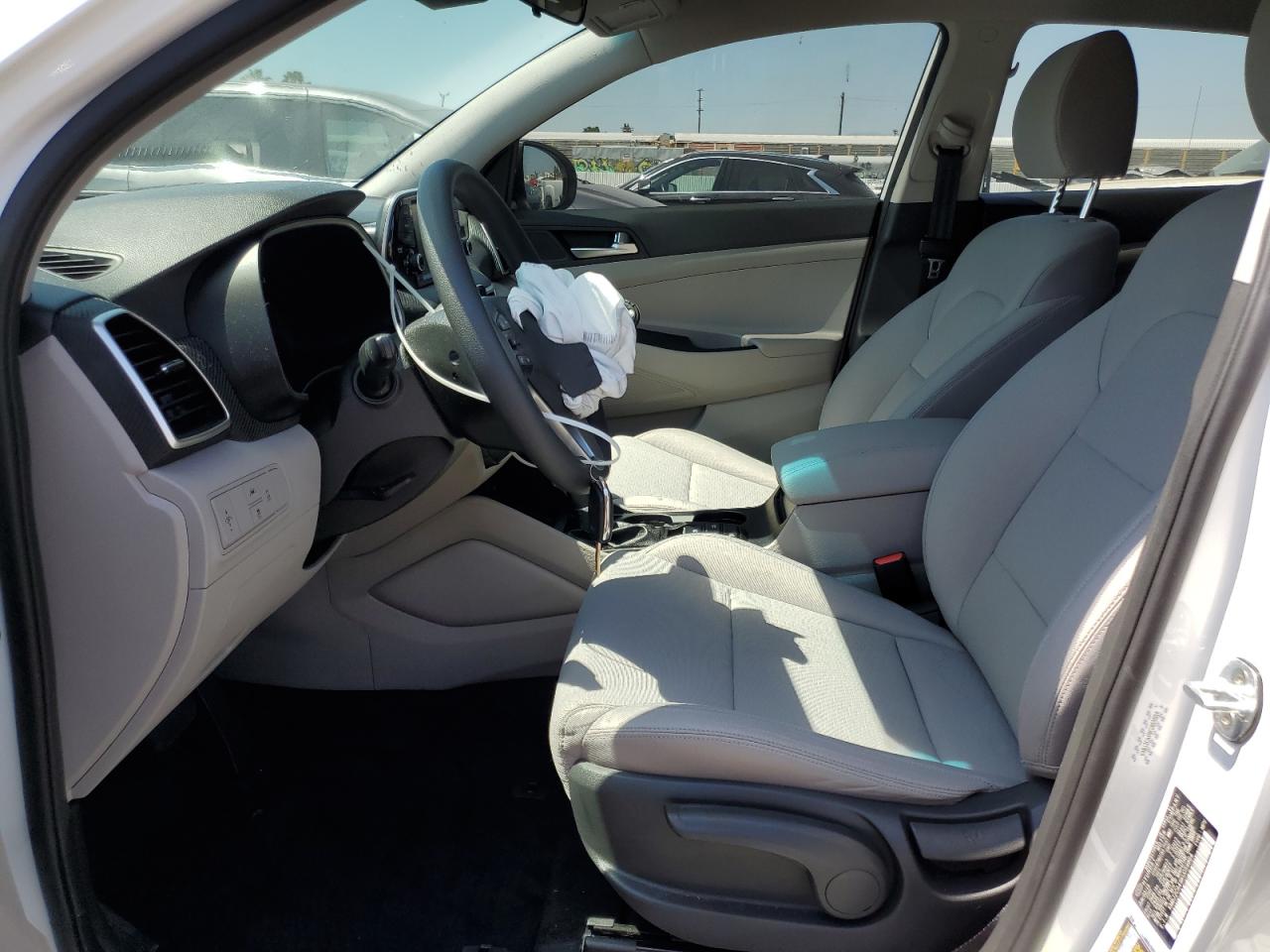 KM8J2CA49KU059864 2019 Hyundai Tucson Se