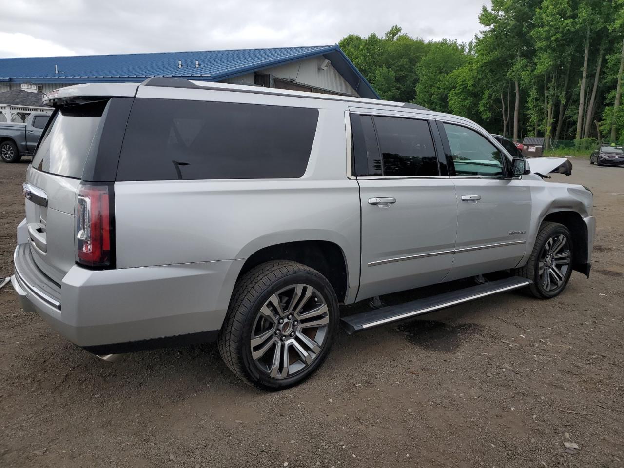 GMC YUKON DENALI