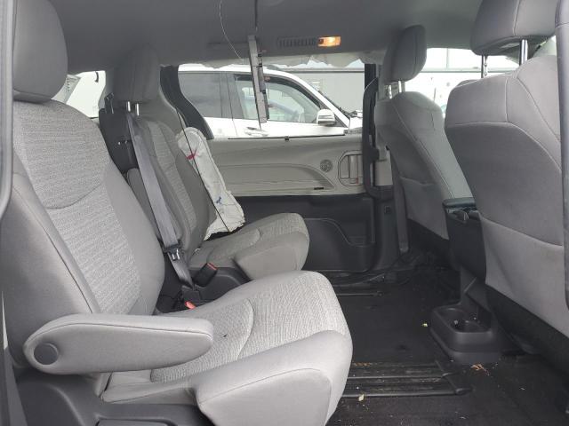 2021 TOYOTA SIENNA LE - 5TDKSKFC5MS019274