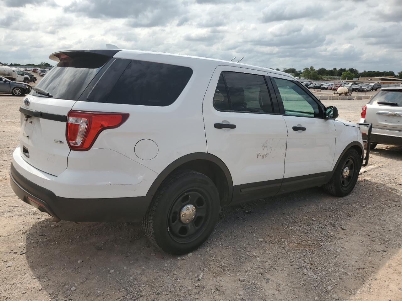 1FM5K8AR5HGC07784 2017 Ford Explorer Police Interceptor