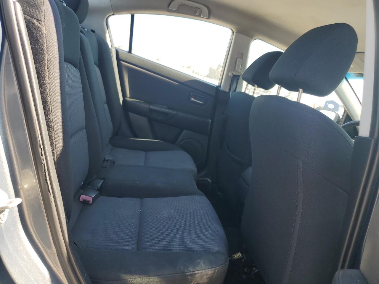 JM1BK32F471734179 2007 Mazda 3 I