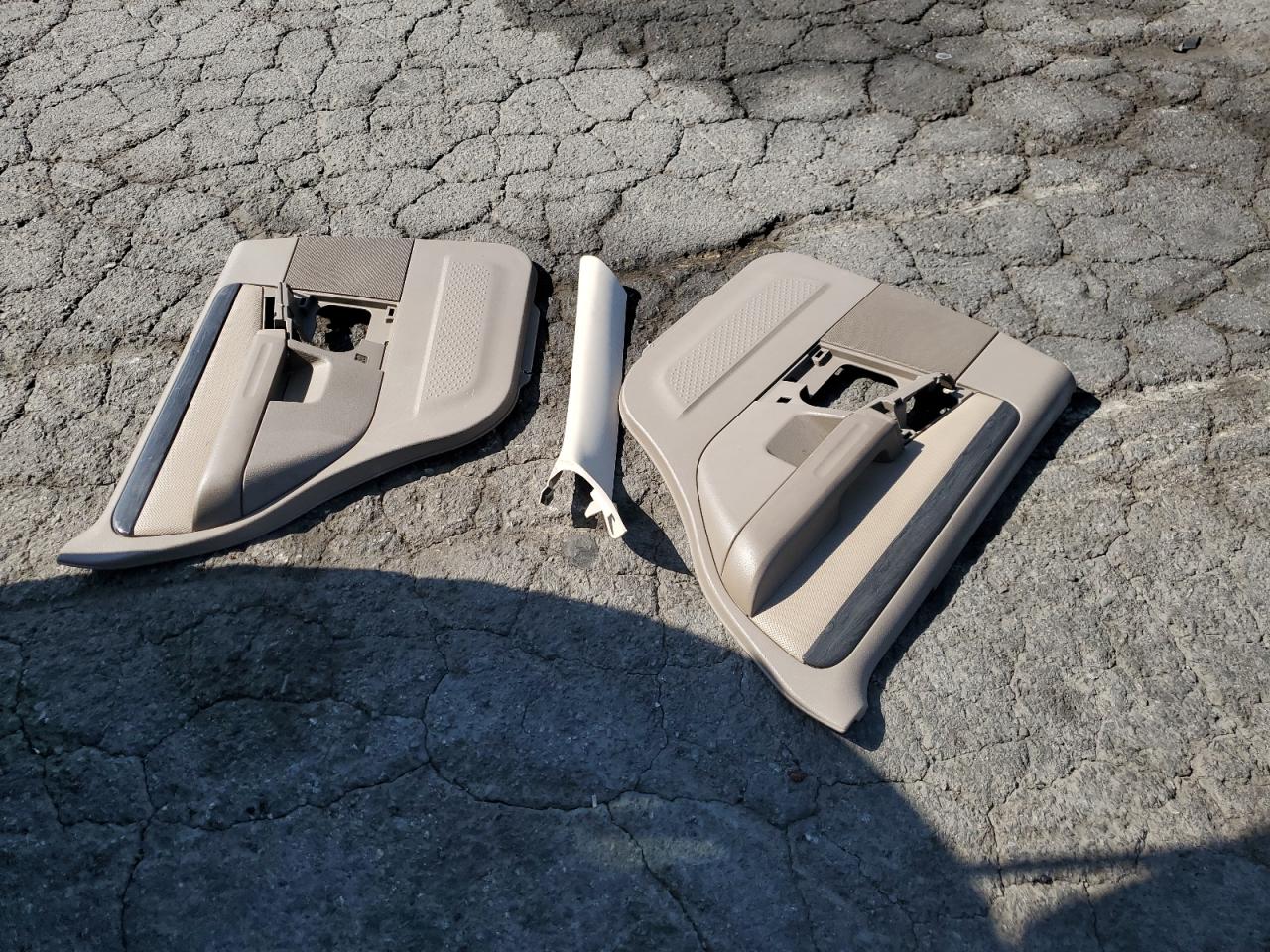 1FMDU65W62ZA75446 2002 Ford Explorer Limited