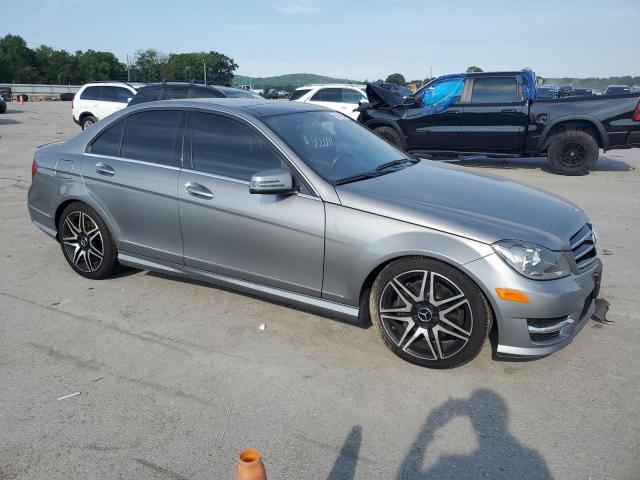 VIN WDDGF8AB8DR263808 2013 Mercedes-Benz C-Class, 3... no.4