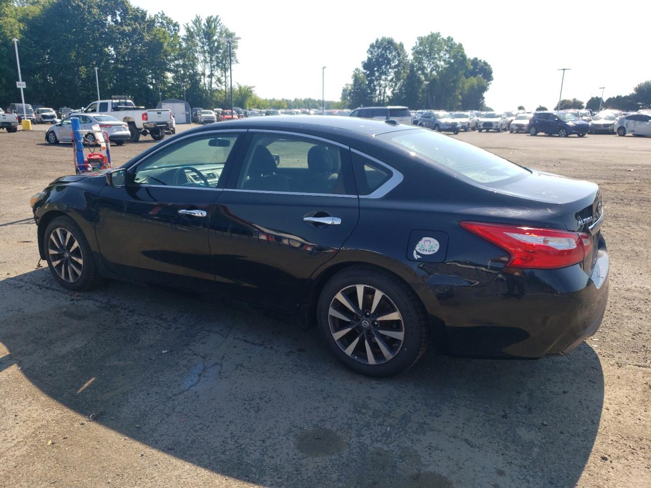 2017 Nissan Altima 2.5 vin: 1N4AL3AP5HC269524