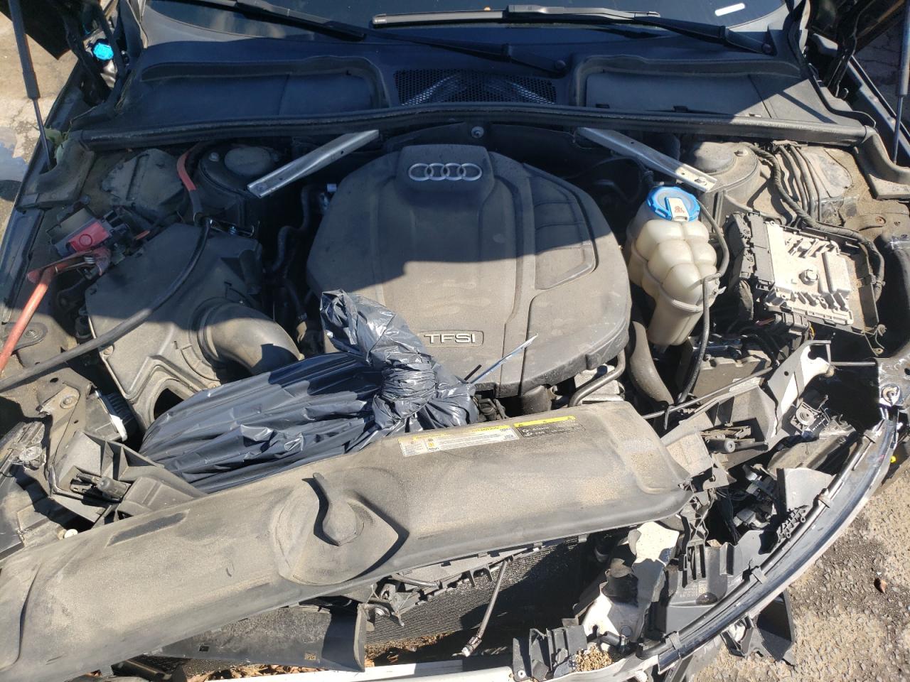 WAUENAF41JA086421 2018 Audi A4 Premium Plus