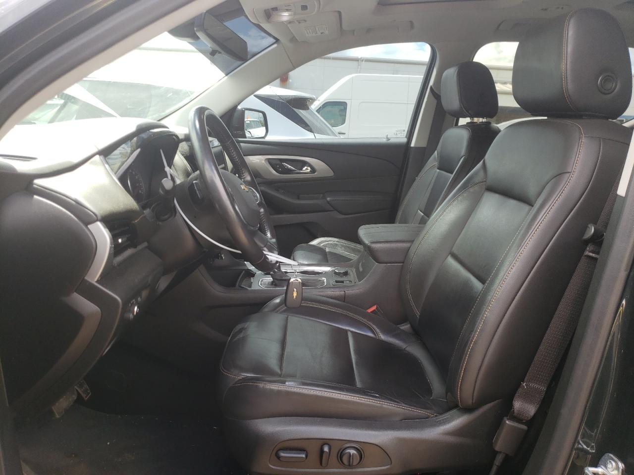 1GNEVHKW4LJ313677 2020 Chevrolet Traverse Lt