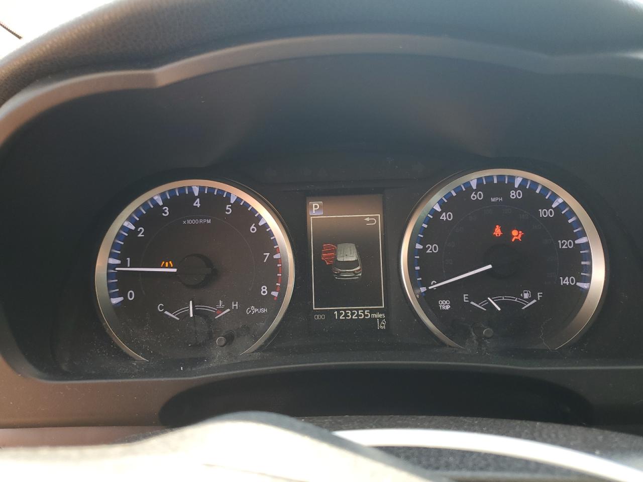 5TDZZRFH7JS242801 2018 Toyota Highlander Le