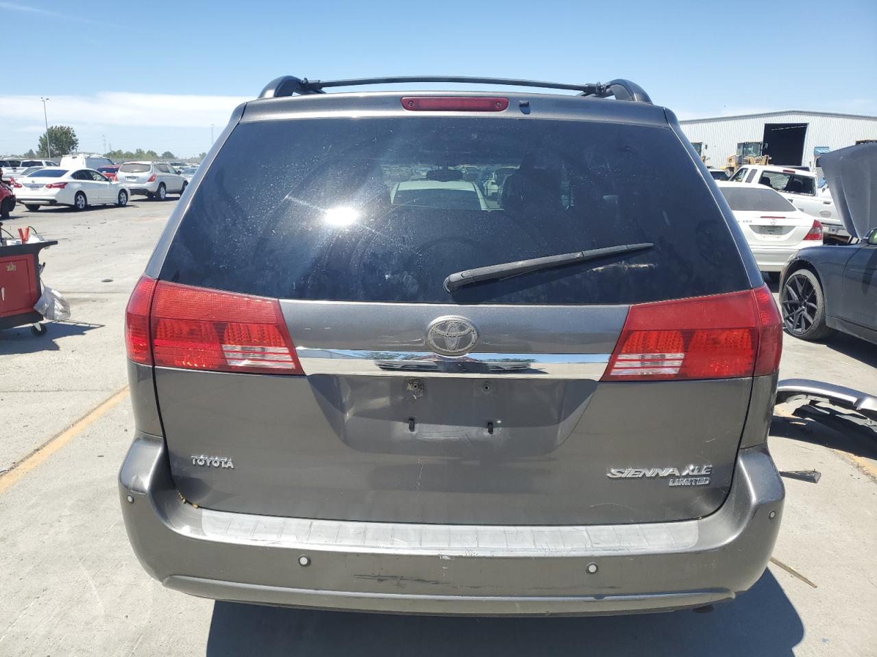 5TDZA22C05S252584 2005 Toyota Sienna Xle