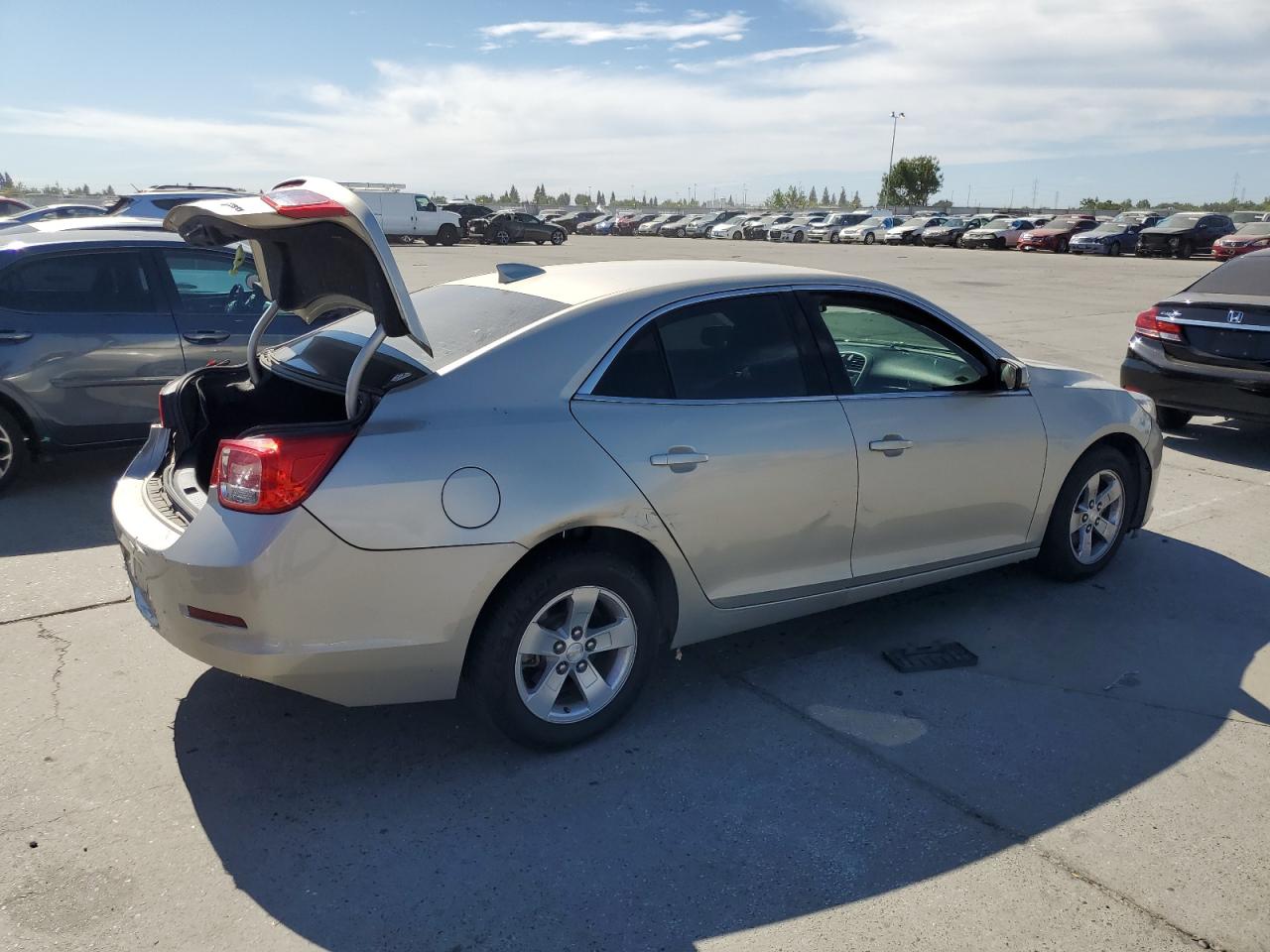 2015 Chevrolet Malibu 1Lt vin: 1G11C5SL1FF318319