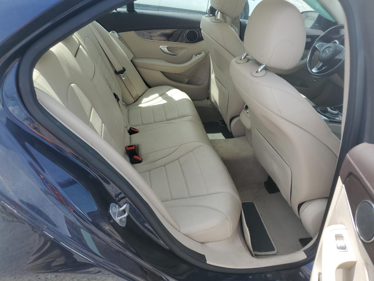 55SWF4KB6HU232287 2017 Mercedes-Benz C 300 4Matic