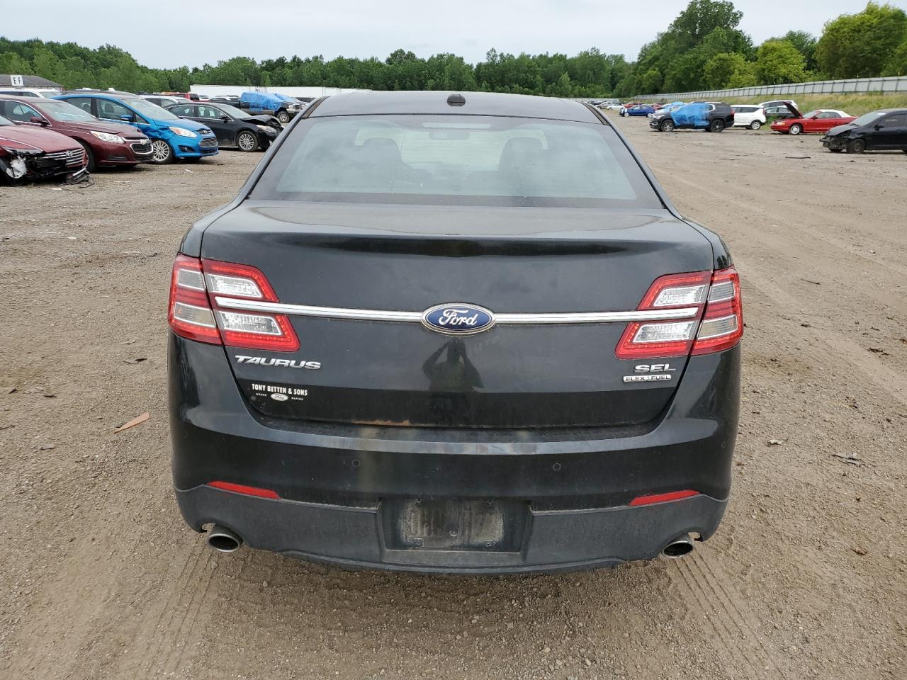 1FAHP2E83DG201113 2013 Ford Taurus Sel