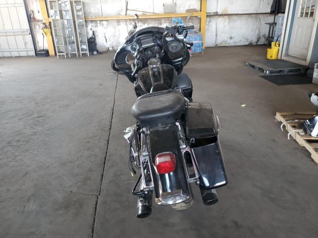 2017 HARLEY-DAVIDSON FLTRU 1HD1KGD14HB687458