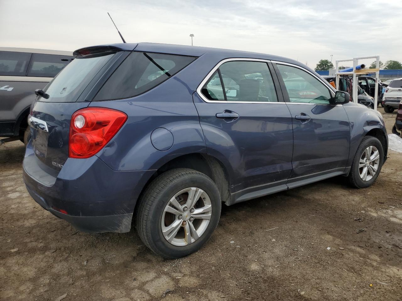 2014 Chevrolet Equinox Ls vin: 2GNFLEEK9E6215875