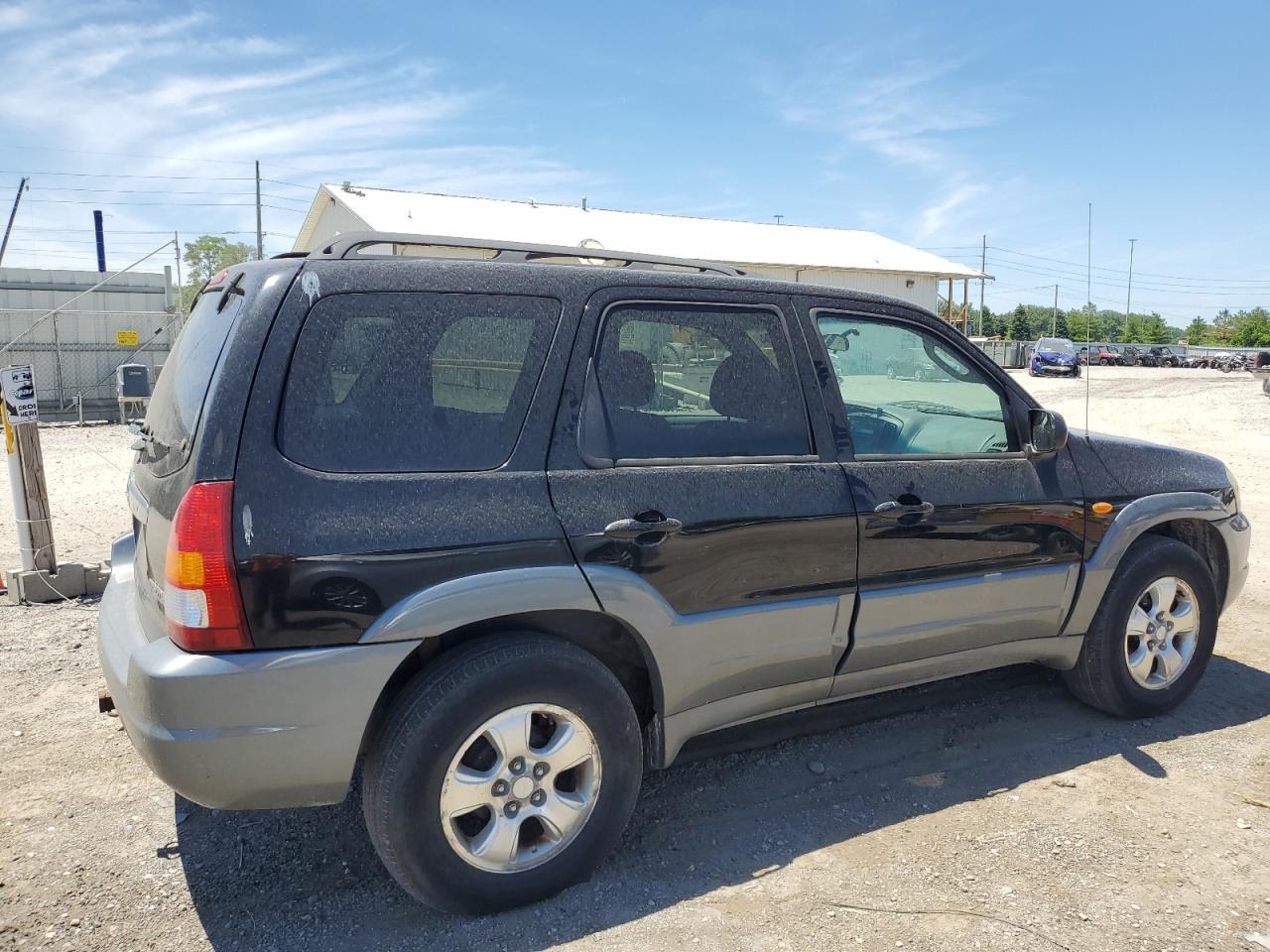 4F2YU08132KM23716 2002 Mazda Tribute Lx