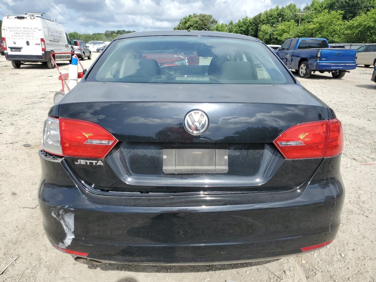 2012 Volkswagen Jetta Base vin: 3VW2K7AJ8CM321303