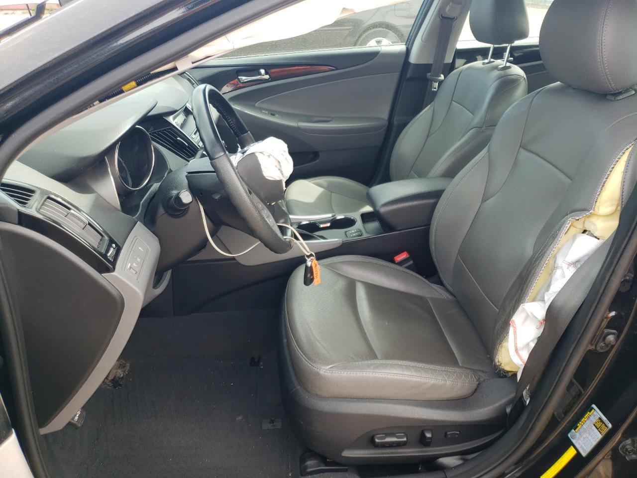 5NPEC4AC9DH668675 2013 Hyundai Sonata Se