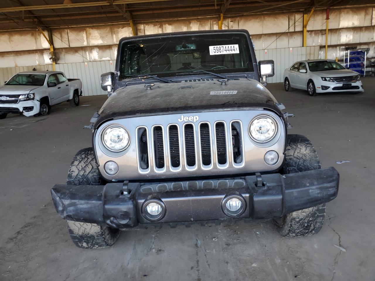 1C4BJWEG4HL666108 2017 Jeep Wrangler Unlimited Sahara