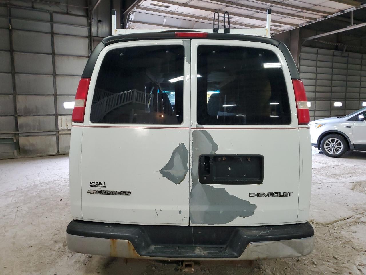 1GAHG39U641131013 2004 Chevrolet Express G3500