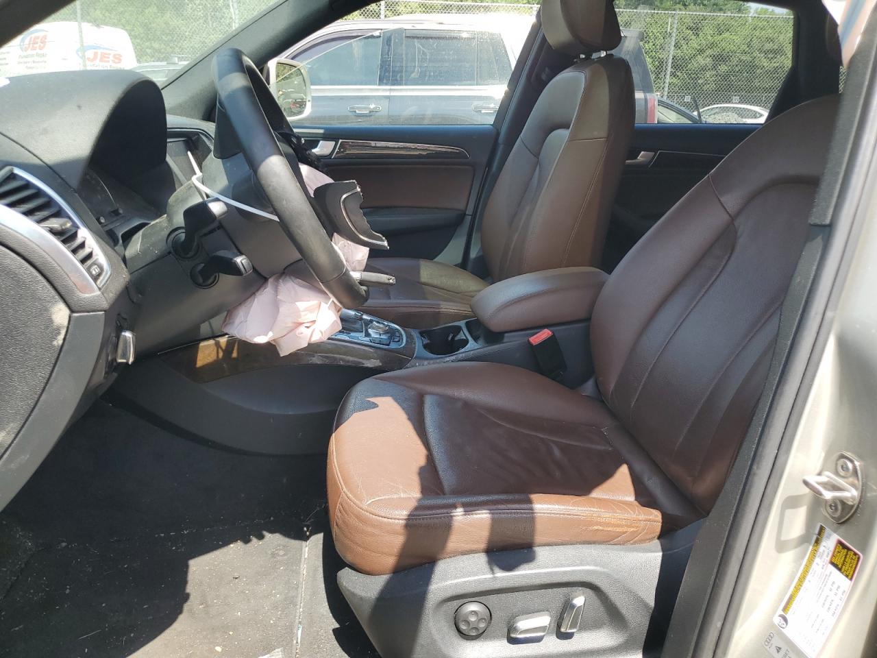 WA1LFAFP8EA052817 2014 Audi Q5 Premium Plus