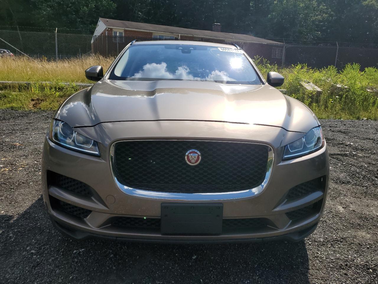 SADCJ2BVXHA883890 2017 Jaguar F-Pace Premium