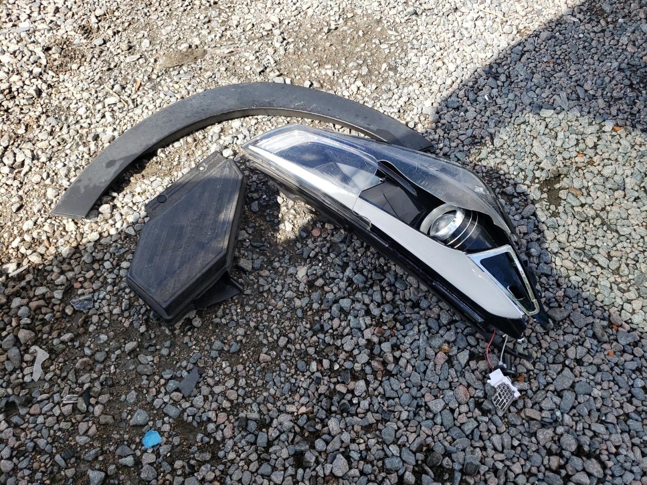 KM8J33AL9JU819679 2018 Hyundai Tucson Sport