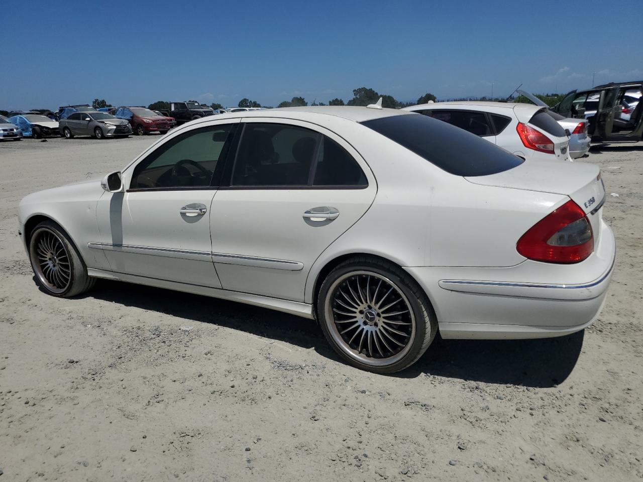 WDBUF56X97B065072 2007 Mercedes-Benz E 350