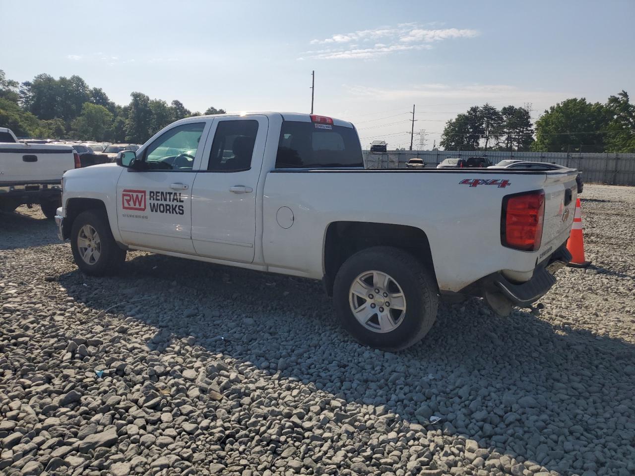 1GCVKREC0FZ238247 2015 Chevrolet Silverado K1500 Lt