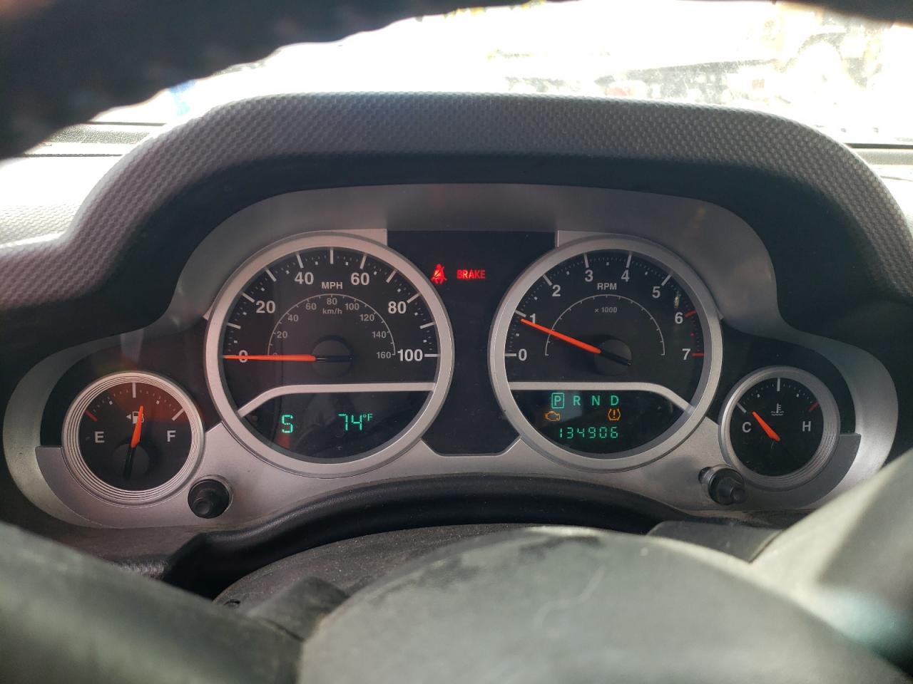 1J4HA3H16AL160800 2010 Jeep Wrangler Unlimited Sport