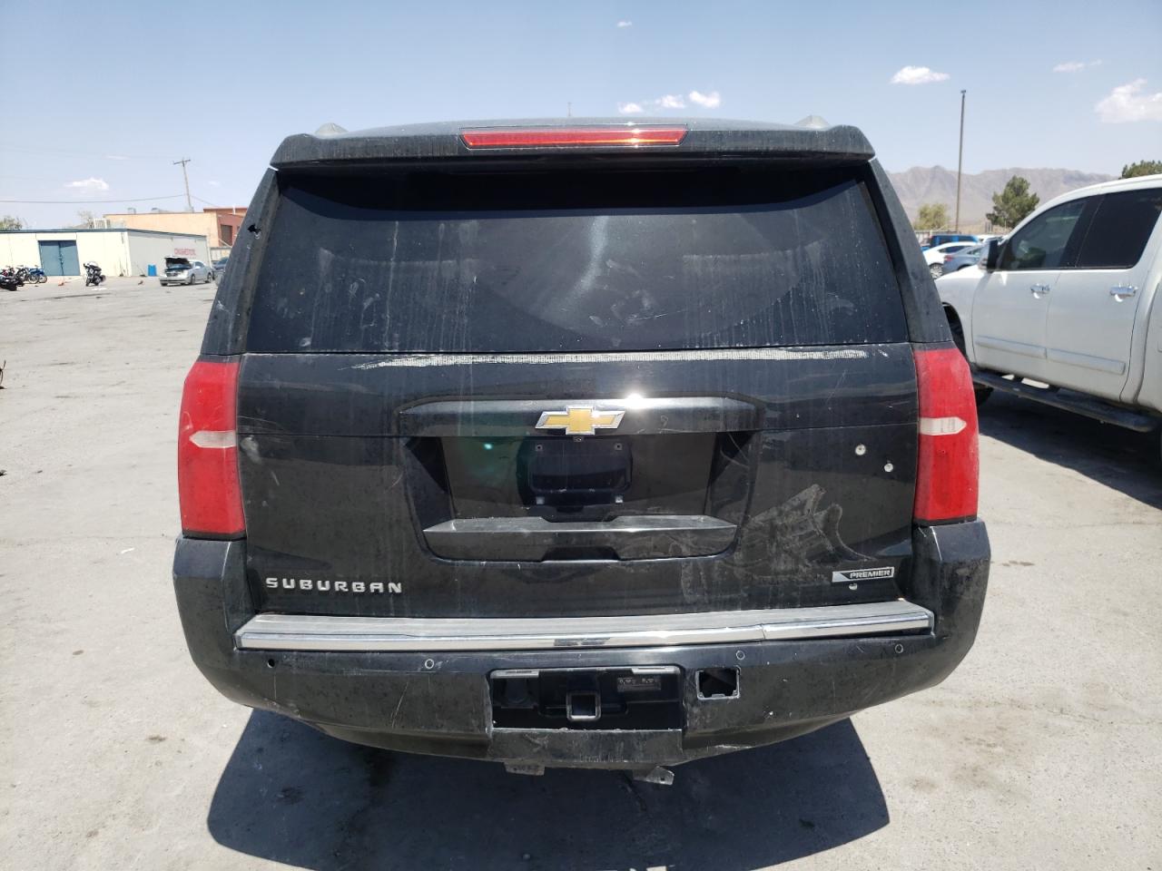 1GNSKJKC8HR185932 2017 Chevrolet Suburban K1500 Premier