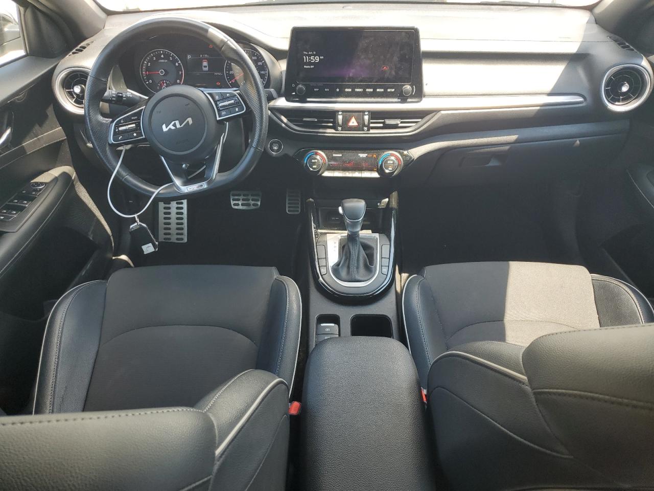 3KPF54AD1NE429120 2022 Kia Forte Gt Line